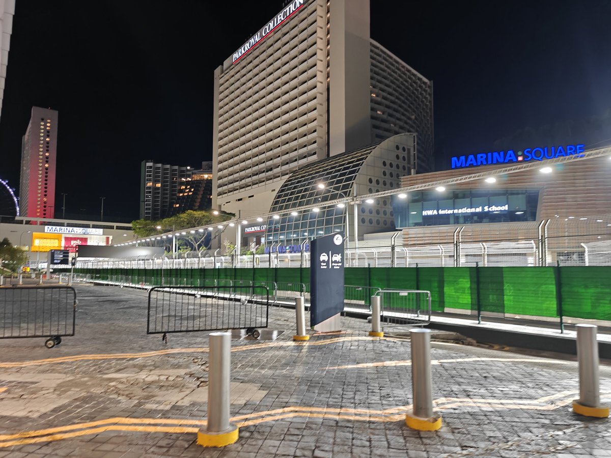 Been doing 5AM runs across Singapore, ahead of full days of meetings this past week. Here's what the city looks like while everyone's asleep.