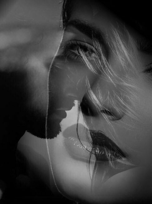 youtu.be/Q9fcIEmI18A?si…
💖🎶ΈΝΑ ΘΑΎΜΑ 🎶💖
Ο Χρόνος, Τα Λόγια, Οι Χαμένες Ευκαιρίες Δεν Γυρίζουν Πίσω Δυστυχώς. Αλλά... Πάντα Υπάρχει Χρόνος Να Ζήσεις Το Παραμύθι Σου. 
Αρκεί Να Μην Χάσεις Τον Δρόμο Σου...