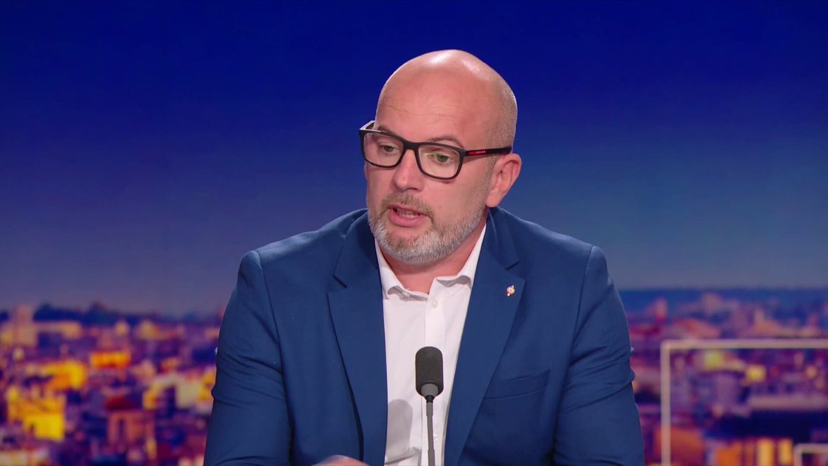 "C'est devenu catastrophique": un élu régional des Hauts-de-France quitte LFI y voyant "une dérive idéologique majeure"
l.bfmtv.com/pZDb