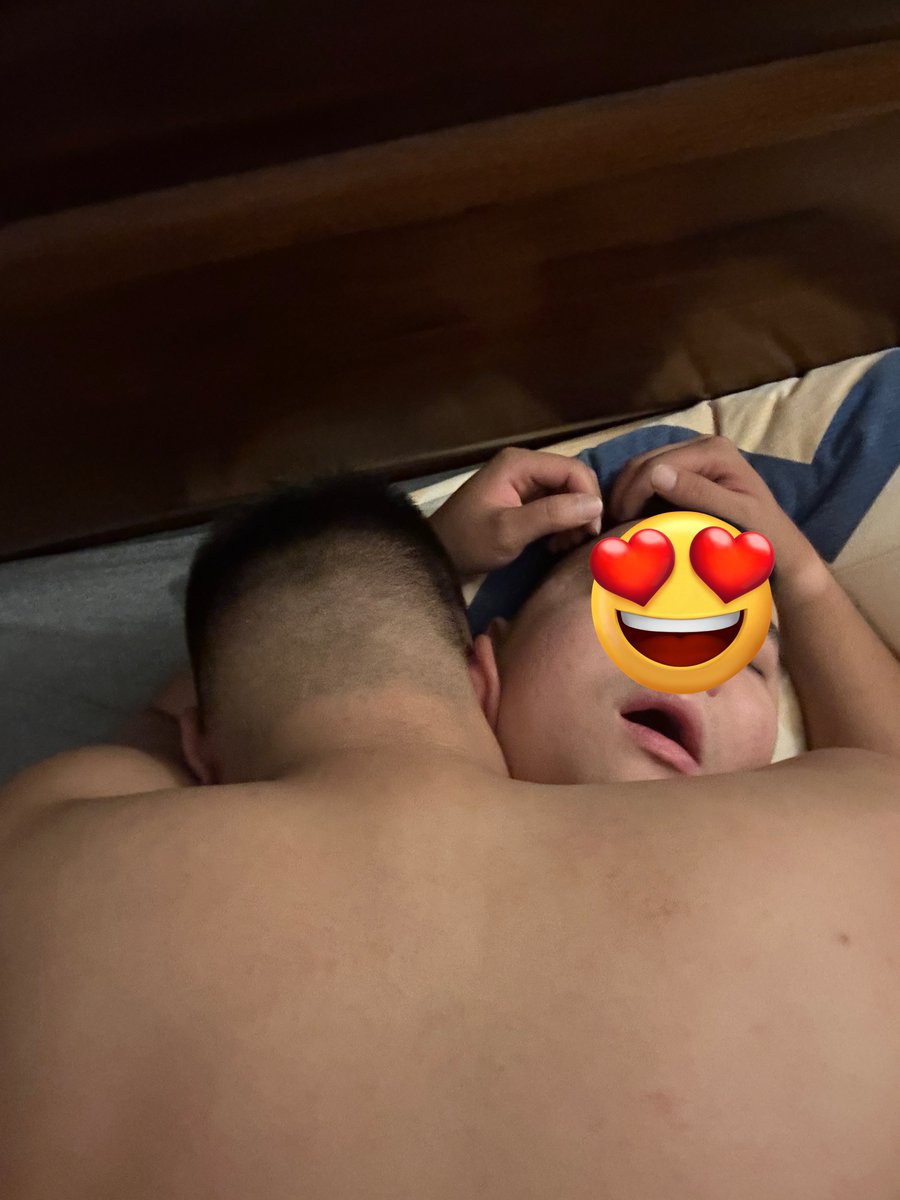 KitKitLam0750's tweet photo. 爽爽爽，爽爆了，有谁会抵抗人夫的魅力呢，用最猛的力度来干爆我，爽到歪嘴了🤪 https://t.co/lk9vu734a6