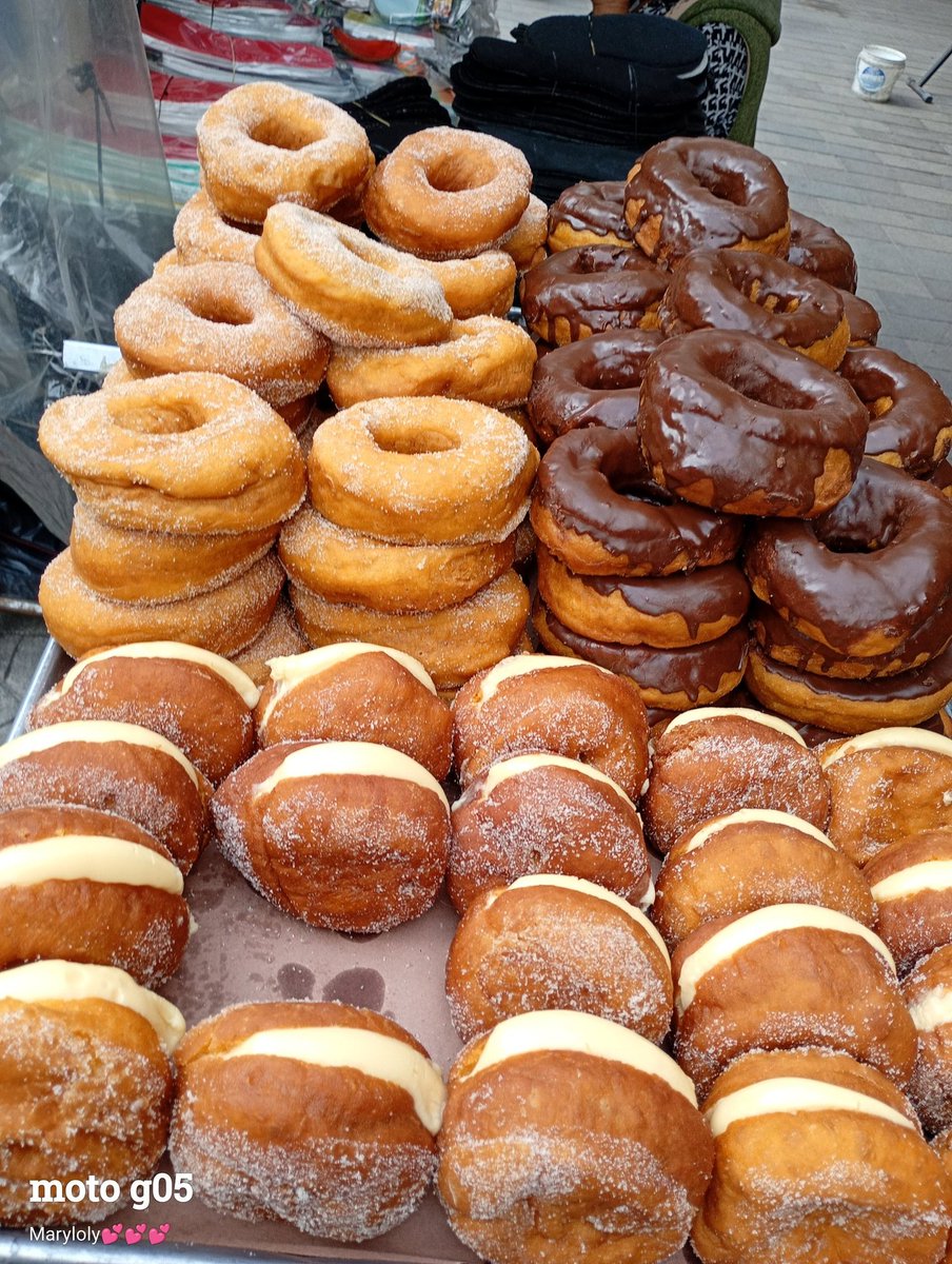 Bonita tarde
En el momentito que a... 
Los"comentarios sobran "
😋🤪
👇🏼