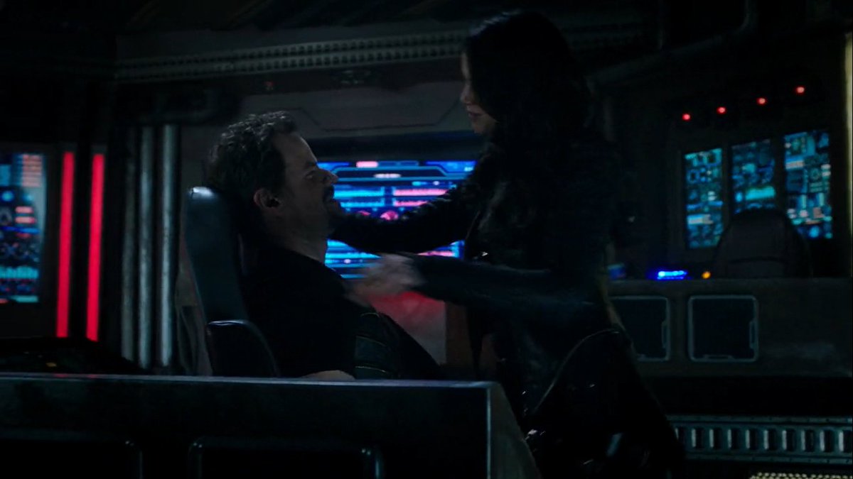 darkmatterfan3's tweet photo. ๐๐ : ๐ฆ๐๐๐ณ๐ณ ๐๐ผ ๐ฆ๐๐ฒ๐ฎ๐น, ๐ฃ๐ฒ๐ผ๐ฝ๐น๐ฒ ๐๐ผ ๐๐ถ๐น๐น (๐ฎ๐
๐ฌ๐ด) #3
๐๐ถ๐ฟ ๐ฑ๐ฎ๐๐ฒ: Aแดษขแดsแด 19, 2016
#DailyDarkMatter #DarkMatterSeason2 #CanadianScifi #RazaCrew #Scifi #stufftostealpeopletokill #Melissaoneil #anthonylemke #two #DarkMatter https://t.co/h2JRHAtg9Q