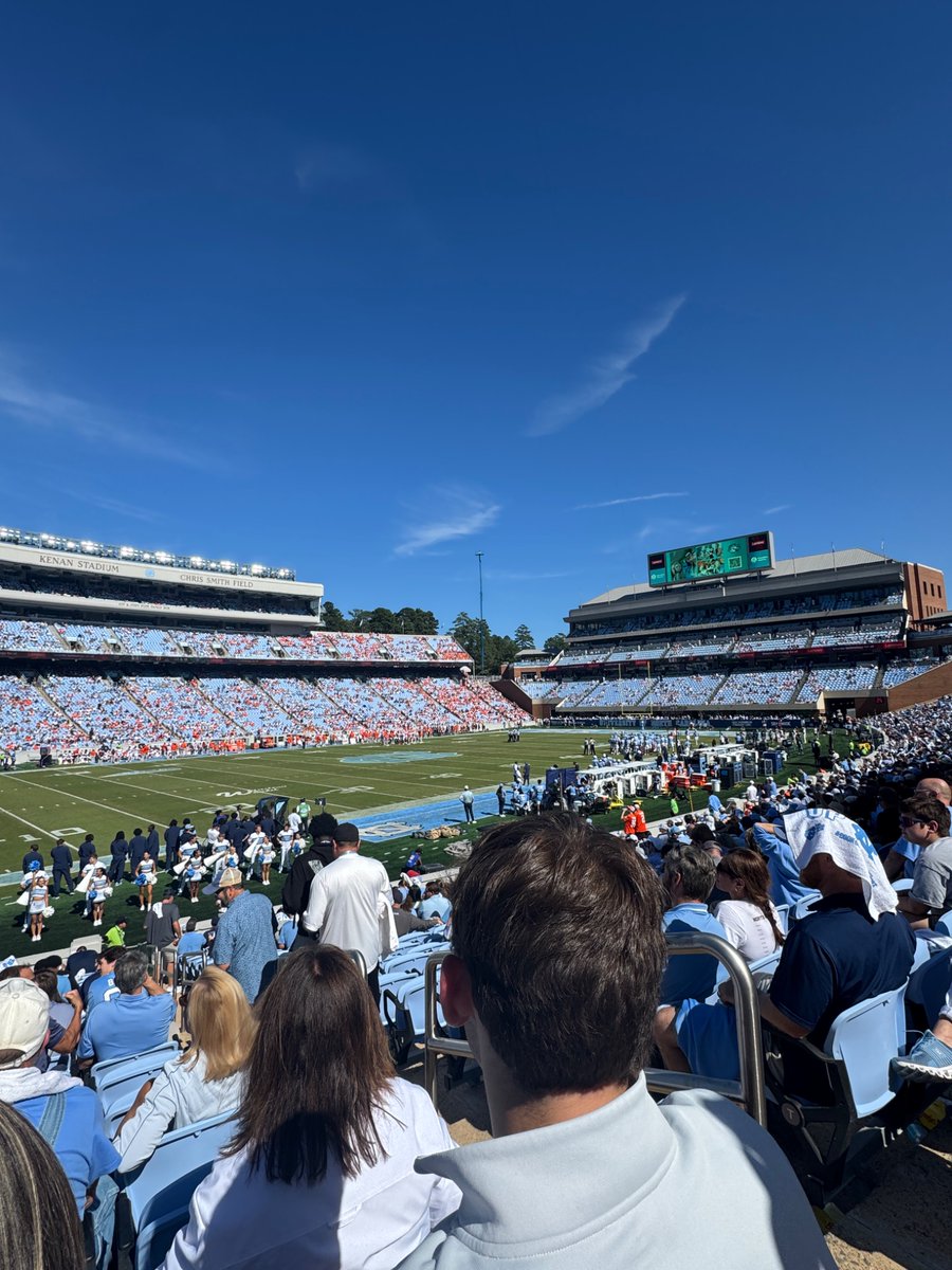 wrennally's tweet photo. Absolutely nothing like being down 28 on a Saturday afternoon. The oldest Carolina tradition https://t.co/2SmntoI90W