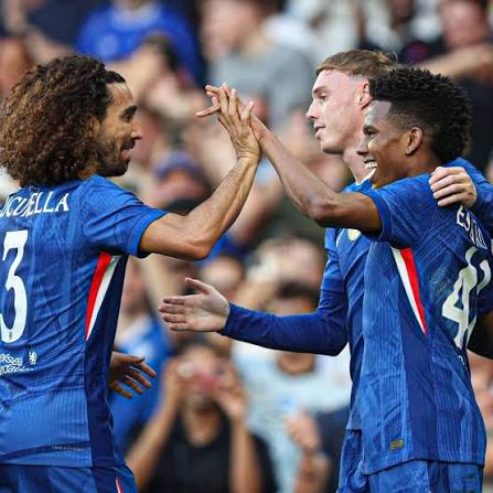 100B_Chelsea's tweet photo. 💬 - Marc #Cucurella à propos d'#Estevao:

"Il est entré dans le match, pour la première fois contre #Liverpool en Premier League, et le rythme du jeu était très élevé. 

Il est arrivé avec de la personnalité."

[@SkySportsPL] https://t.co/pLDYmG5DBL