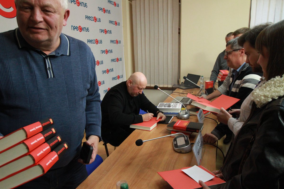 Олександр Турчинов tweet media