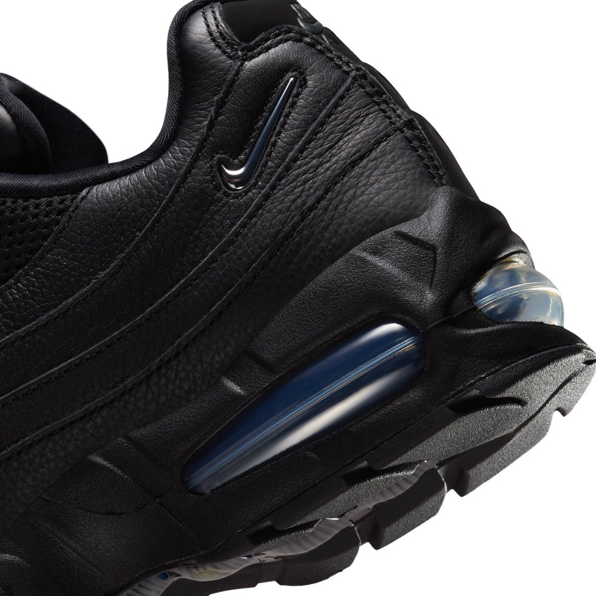 Nike Air Max 95 Big Bubble “Black Leather Jewel”が現地時間10月14日
