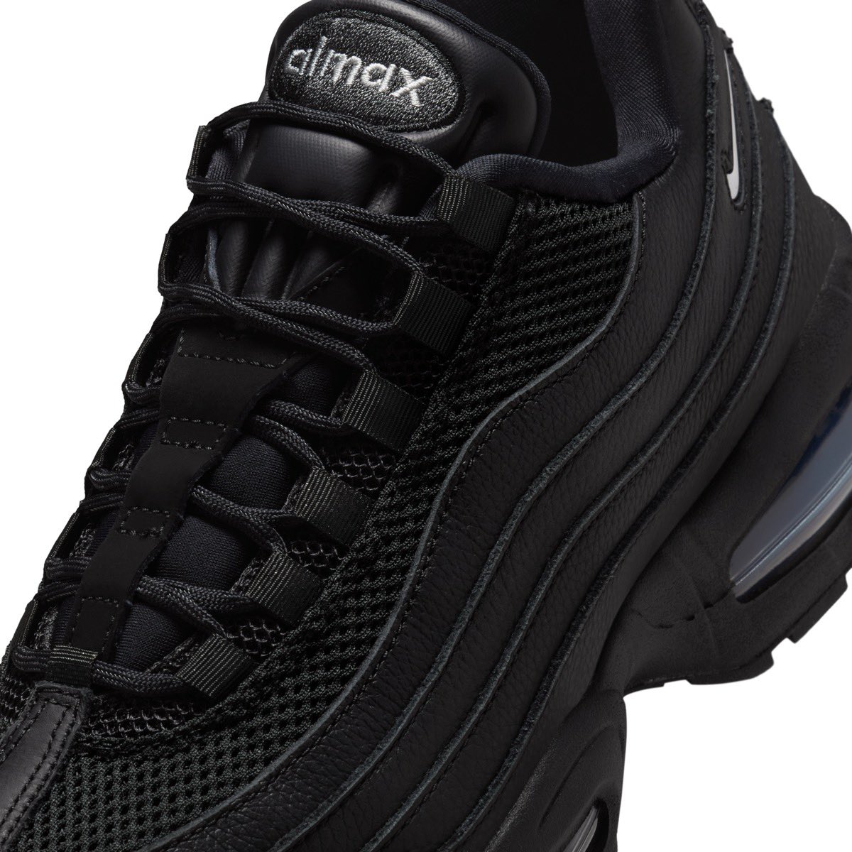 Nike Air Max 95 Big Bubble “Black Leather Jewel”が現地時間10月14日より発売 ［IH1413-001］【ナイキ 新作 エアマックス95 AM95 ビッグバブル ブラック レザー ジュエル】
uptodate.tokyo/nike-air-max-9…