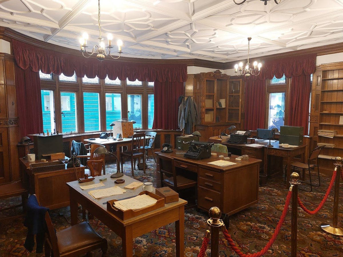 CGenakos's tweet image. We then took a trip in time @bletchleypark where many @Cambridge_Uni grads help in #codebreaking during WWII to remind ourselves that #science needs to be at the public #service in tough times...