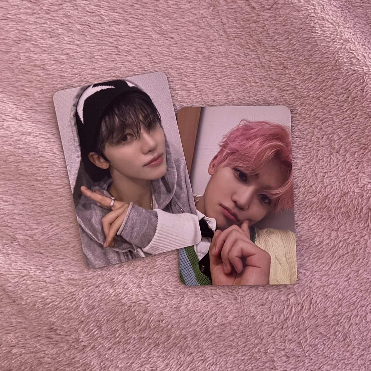 95minty's tweet photo. ⭑ ꒰ 🪄~ feedback super atrasado e também super positivo pra @junehaes que me vendeu esses photocards lindos. muito obrigada lary pela organização e paciência, você é uma fofa e queria participar de mais cegs suas! 🫶🏻 https://t.co/3MpDhvNlbd