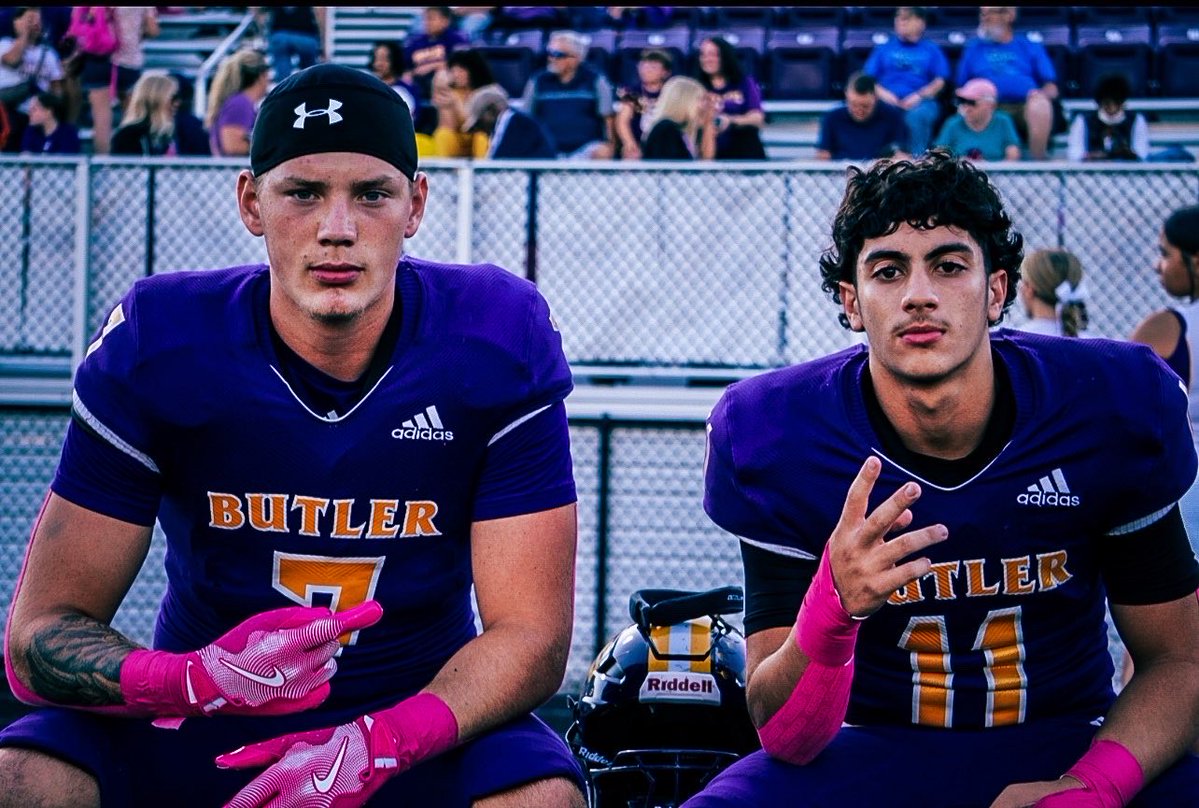 Week 7! 
Tough loss to a top seeded division 1 team.
20 Tackles 
2.5 TFL
1 PD

hudl.com/v/2StR7h