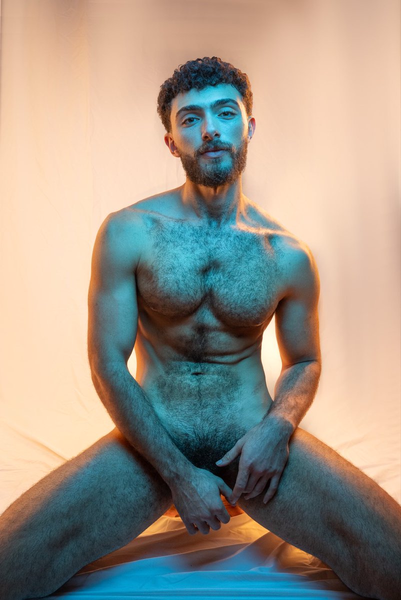 HotJesus22's tweet photo. Las fotos que hicimos 🔥🔥
@Zarif_Atool https://t.co/DyGHkeW3uA