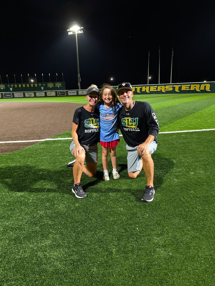 GGweems22's tweet photo. Little LSUE v SLU action. Friends and Family on and off the field ♥️ #Lionup https://t.co/iWrulNUjMU