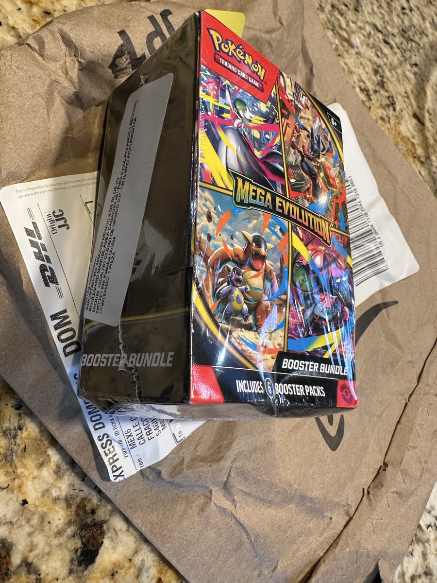 My Pokémon collectible from <a href="/amazonmex/">Amazon México</a> arrived crushed. Instead of a replacement, their only offer is a refund if I return it. All I want is a simple exchange. Please help resolve this, <a href="/AmazonHelp/">Amazon Help</a>. #AmazonMexico #PokemonTCG <a href="/amazon/">Amazon</a>