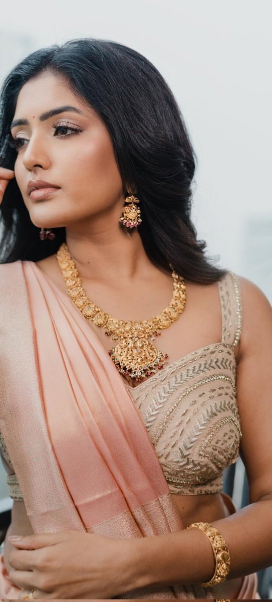 Lovely_Queens1's tweet image. #EeshaRebba