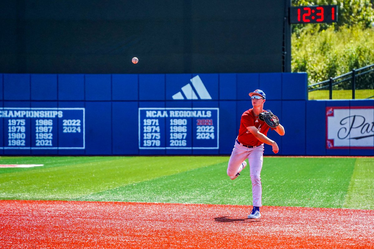 Perfect day for some ball ☀️