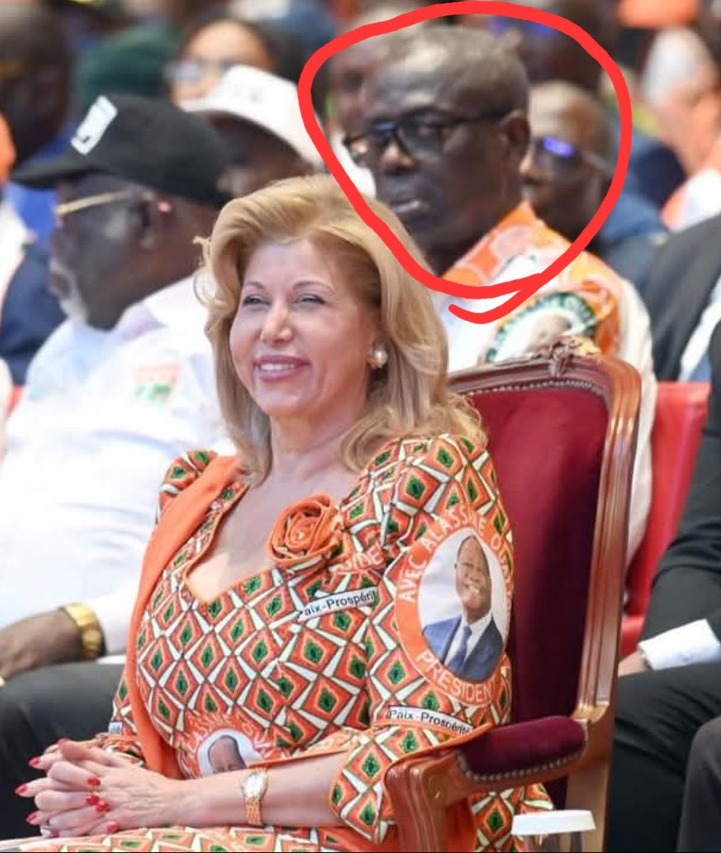 Augustin Thiam , le grand frère de Tidjane Thiam (candidat irrecevable PDCI)  a l'investiture Rhdp hier. 

Tom la souris 🕵️