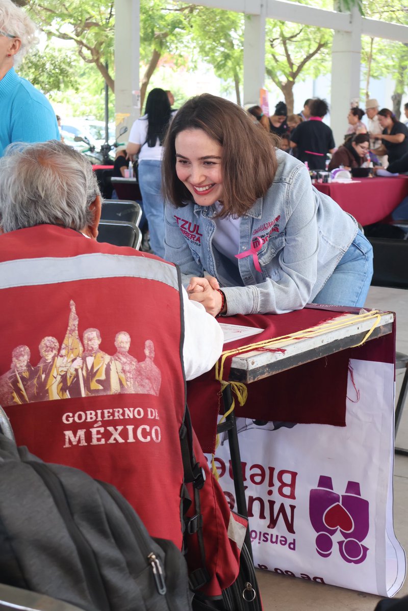 itzulBarrera's tweet image. ¡Estamos muy felices porque nuestra Gran Feria de Salud: Jornadas de la paz fue un éxito rotundo!

Gracias a las gestiones con la Secretaría de Salud Federal, el IMSS, el ISSSTE, la Secretaría de Bienestar y el Sistema Nacional de Salud, logramos llevar hasta el Parque San…