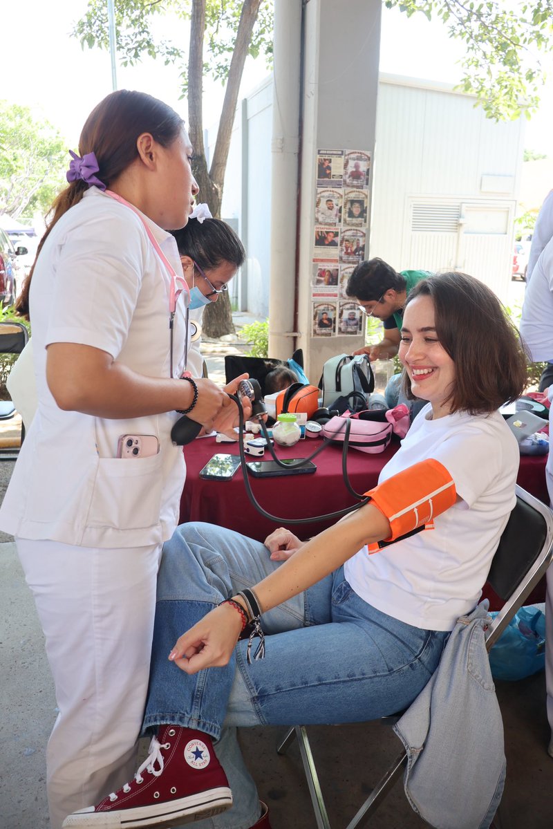 itzulBarrera's tweet image. ¡Estamos muy felices porque nuestra Gran Feria de Salud: Jornadas de la paz fue un éxito rotundo!

Gracias a las gestiones con la Secretaría de Salud Federal, el IMSS, el ISSSTE, la Secretaría de Bienestar y el Sistema Nacional de Salud, logramos llevar hasta el Parque San…