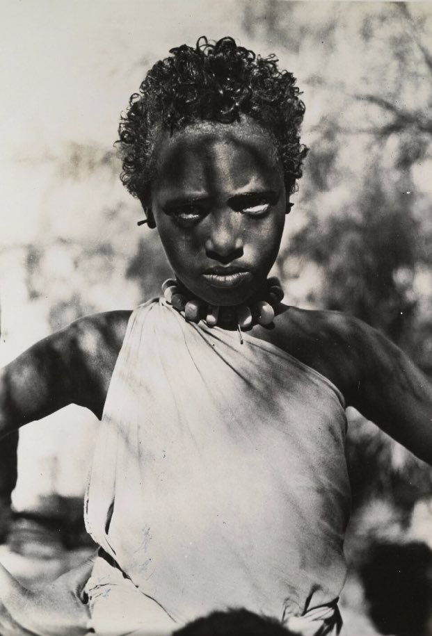 Jeune fille Dankali, Djibouti 1945-1975