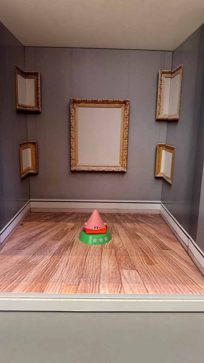 NotFamousJamous's tweet photo. Went to a museum, saw some cool art https://t.co/vXFC5UW6IF