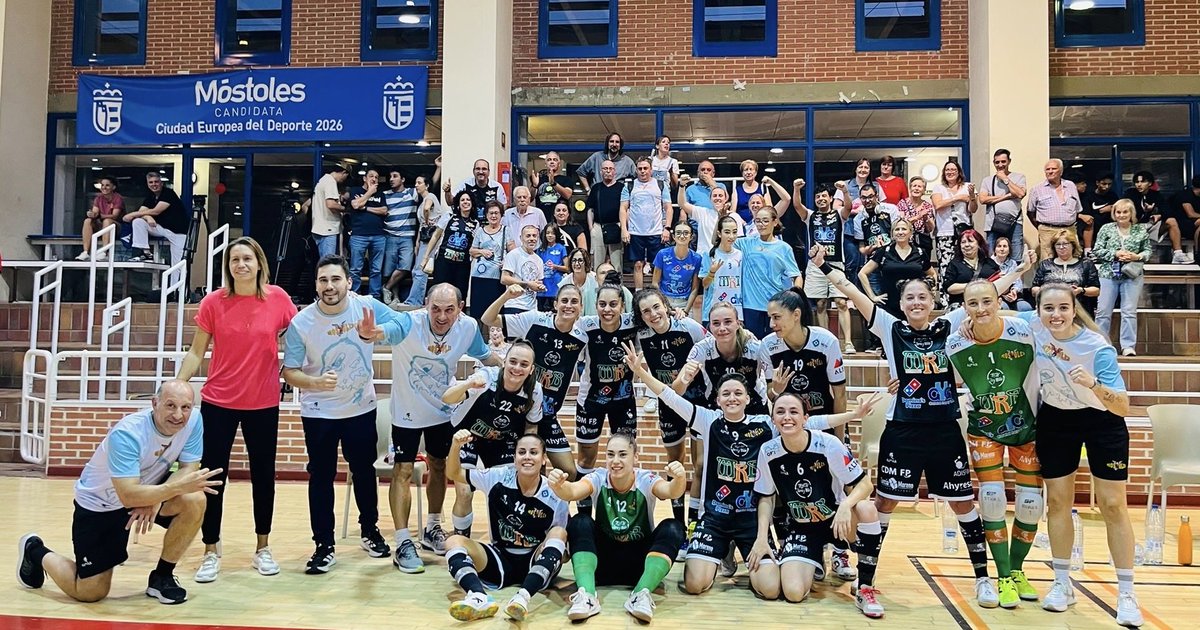 1ª ɪʙᴇʀᴅʀᴏʟᴀ ғs | ᴊ-5

Victoria frente a 𝐎𝐮𝐫𝐞𝐧𝐬𝐞 𝐎𝐧𝐭𝐢𝐦𝐞 𝐅𝐒𝐅. Sumamos tres puntos muy importantes. Gran segunda parte del equipo

Agradecer a nuestra afición por animarnos durante todo el encuentro

⚽️ <a href="/aliciiavt_/">Alicia Voto</a>
⚽️ <a href="/neremoldes/">Nere Moldes.</a>

<a href="/FSFMostoles/">MRB MÓSTOLES FSF</a> 2-1 <a href="/OUontimeFSF/">Ourense Ontime FSF</a>