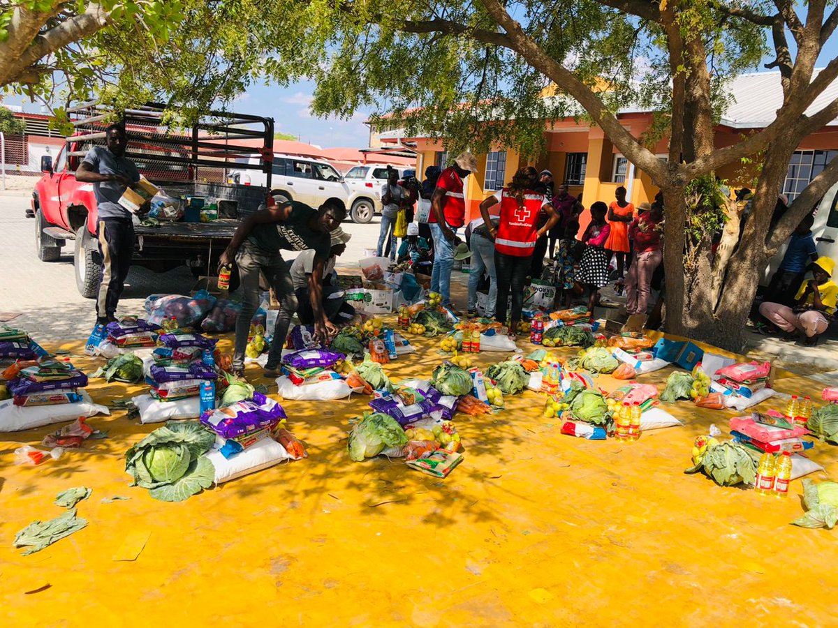 Food distribution continues in Omuthiya Constituency, Oshikoto Region — bringing hope and nourishment to communities in need.
#NamibiaRedCross #FoodDistribution #CommunitySupport #DroughtRelief