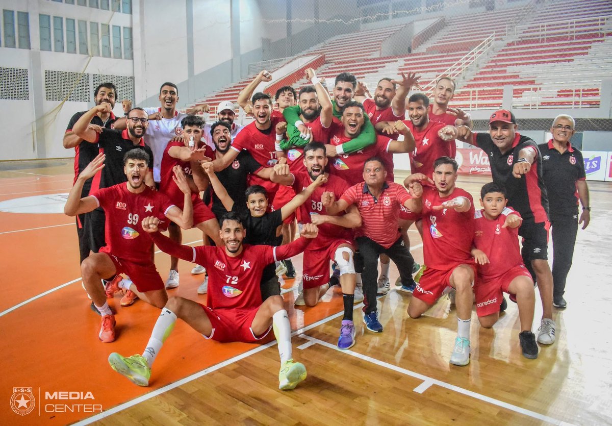 ESduSahel's tweet photo. ๐ธ ุตูุฑ ุงูู
ุจุงุฑุงุฉ
๐ุจุทููุฉ ุงููุฎุจุฉ ููุฑุฉ ุงููุฏ
โ
ุงูู
ุฑุญูุฉ ุงูุงููู๐ขุงูุฌููุฉ ุงูุซุงู
ูุฉ ุฐูุงุจ
#ุงููุฌู
_ุงูุณุงุญูู 26 ๐ ุงููุงุฏู ุงูุงูุฑููู 22
โฅ๏ธ๐ญ๐ฐ๐ฏ
#ุงูุช_ูู_ุงูุนูู_ู_ุบุฑุงู
_ุณููู
#ESS100 https://t.co/lJY4ab5osZ