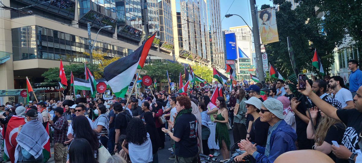 MIAlvi123's tweet image. #Toronto stands with Palestine 🇵🇸