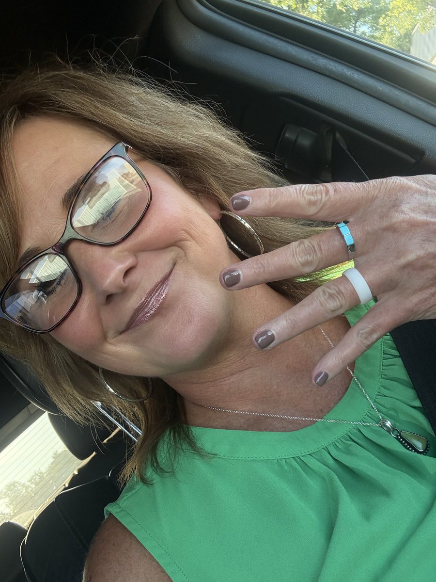 Tony Roach tweet media