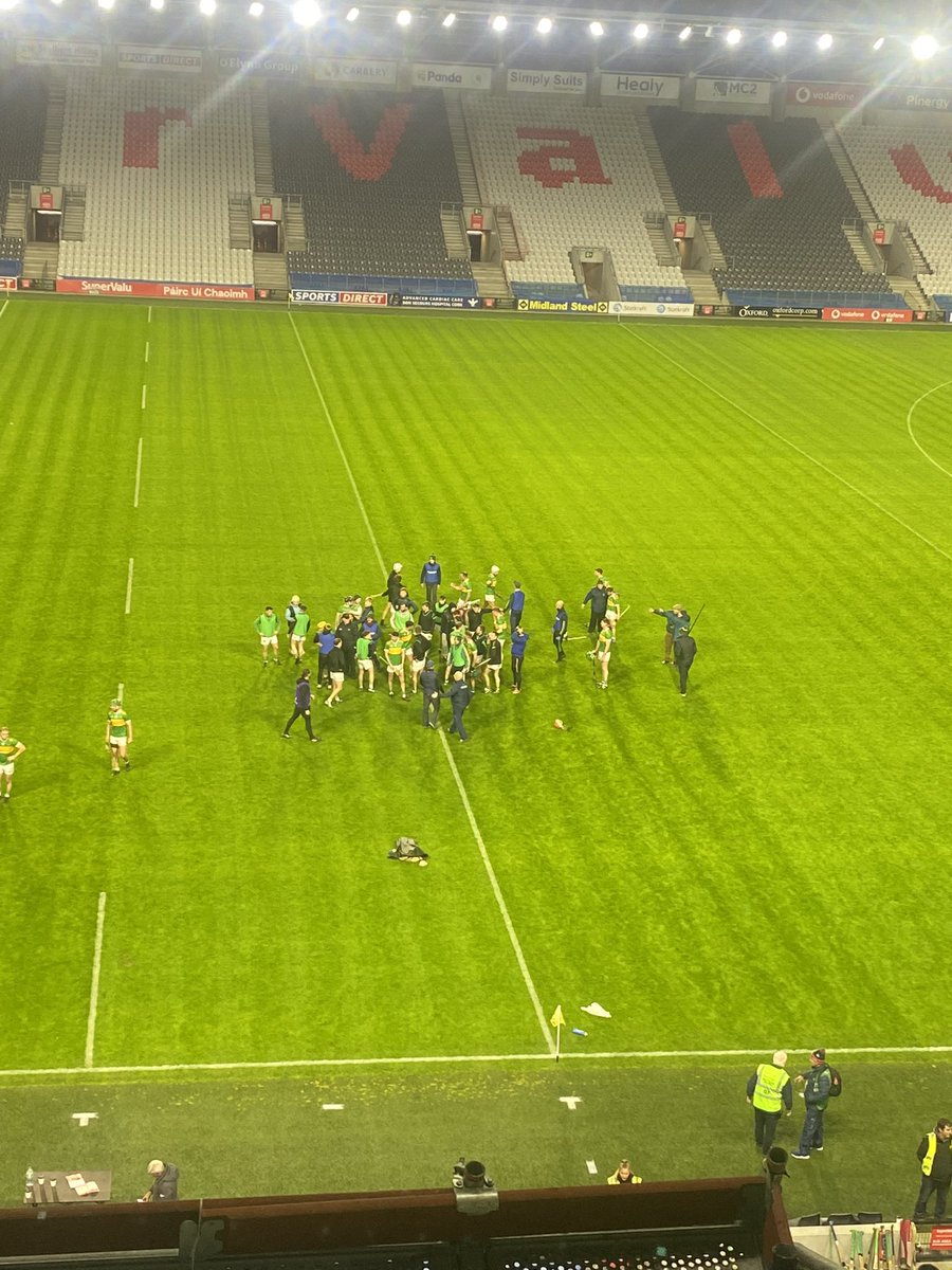 FiFinnymac's tweet image. It will be an all @EastCorkGAA @CoOpSuperstores @OfficialCorkGAA Senior A Hurling Final as @castlelyonsgaa beat @BlarneyGAA 4-12 to 0-19 David Morrison with 3 goals Alan Fenton 1-7 near neighbours @BrideRoversGAA await @Corks96FM @C103Cork