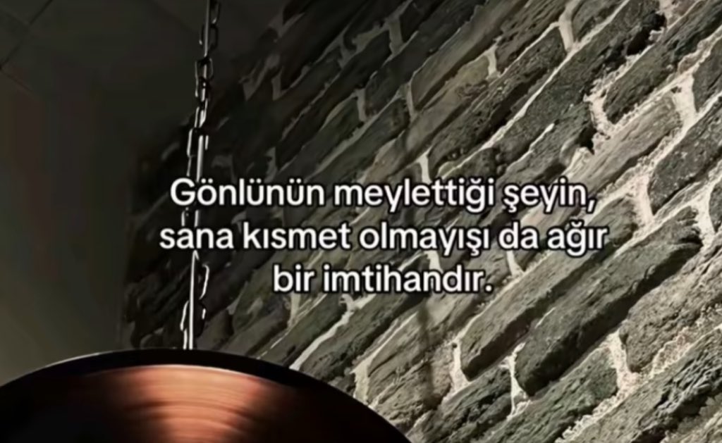 Kayra (@kayratarot) on Twitter photo 