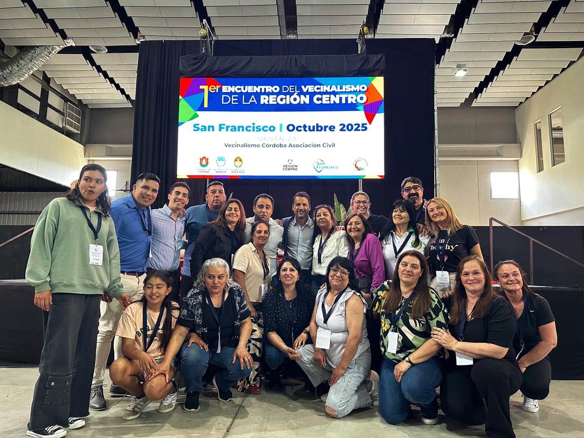 Primer Encuentro de Centros Vecinales de la Región Centro 💛 en San Francisco.
Alta Gracia dijo presente con sus 26 centros vecinales, compartiendo experiencias junto a quienes son el corazón de cada barrio y parte fundamental de cada ciudad❤️

#AltaGracia