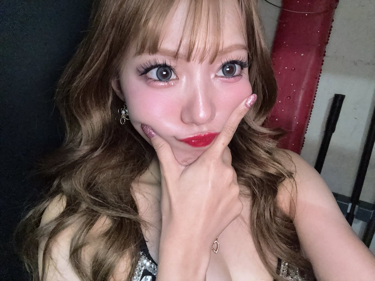 yua♡ページ ユア@バーレスク東京 (@yua_burlesque) / Posts / X
