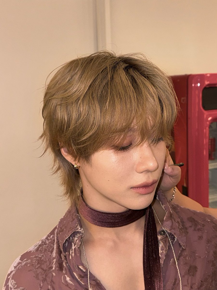 dearmoodindigo_ tweet picture