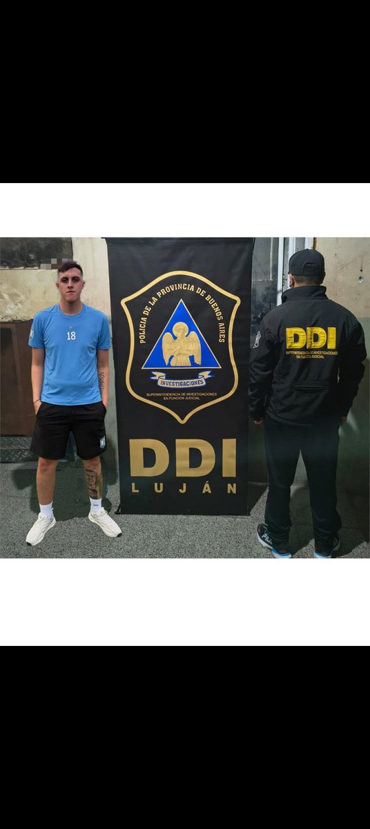 No debutó en la liga de streamers, ni en el mundial de tik tokers, ni en fórmula s, se cago con un chileno en el parense de manos, regala guita todos los días, descongelo a pimpe para tener vistas, la jermu está re hermosa... Pronta libertad <a href="/Juakoooo/">juanjito</a>