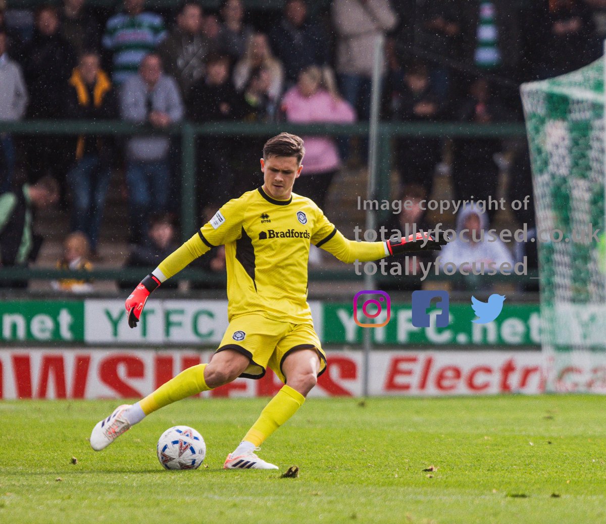 Yeovil Town came down to earth with a bump, Boreham Wood controlled the match from the first minute, A real quality side. Yeovil just couldn't break them down @ytfc @boreham_woodfc #ytfc #wearethewood #yeoviltownfc