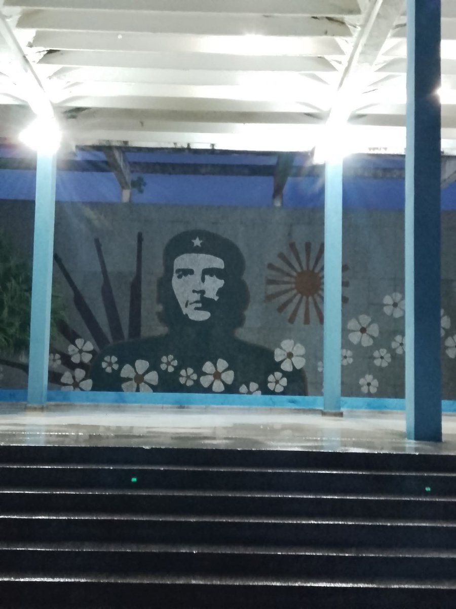 <a href="/IpvceEGuevaraVc/">IPVCE Ernesto Guevara VillaClara (Oficial)</a>
A pocas hora del 50 aniversario de esta institución educativa Escuela Vocacional Comandante Ernesto Guevara   8 de octubre Muchas Felicidades a los graduados 
del centro.
#VillaClaraConTodos
<a href="/CubaMined/">MINED</a>