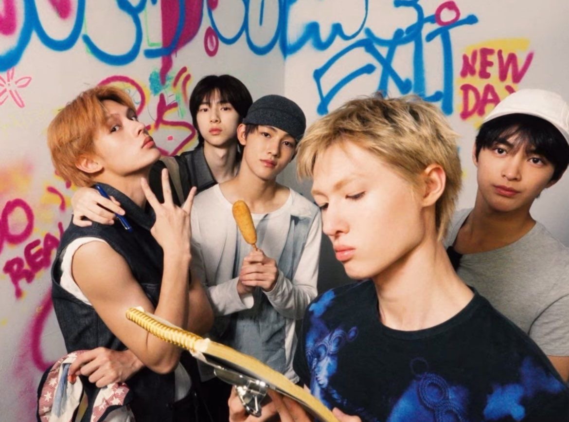 CORTIS GC FOR POC STANS ᯓ★
- Poc only (People Of Color)
-15+
-ot5 ( no solo stans )
-dont be odd
-inactivity = kicked.

  MUST FOLLOW <a href="/keonhopov/">Nana</a> to be added ( so she can help me add ppl ) + reply