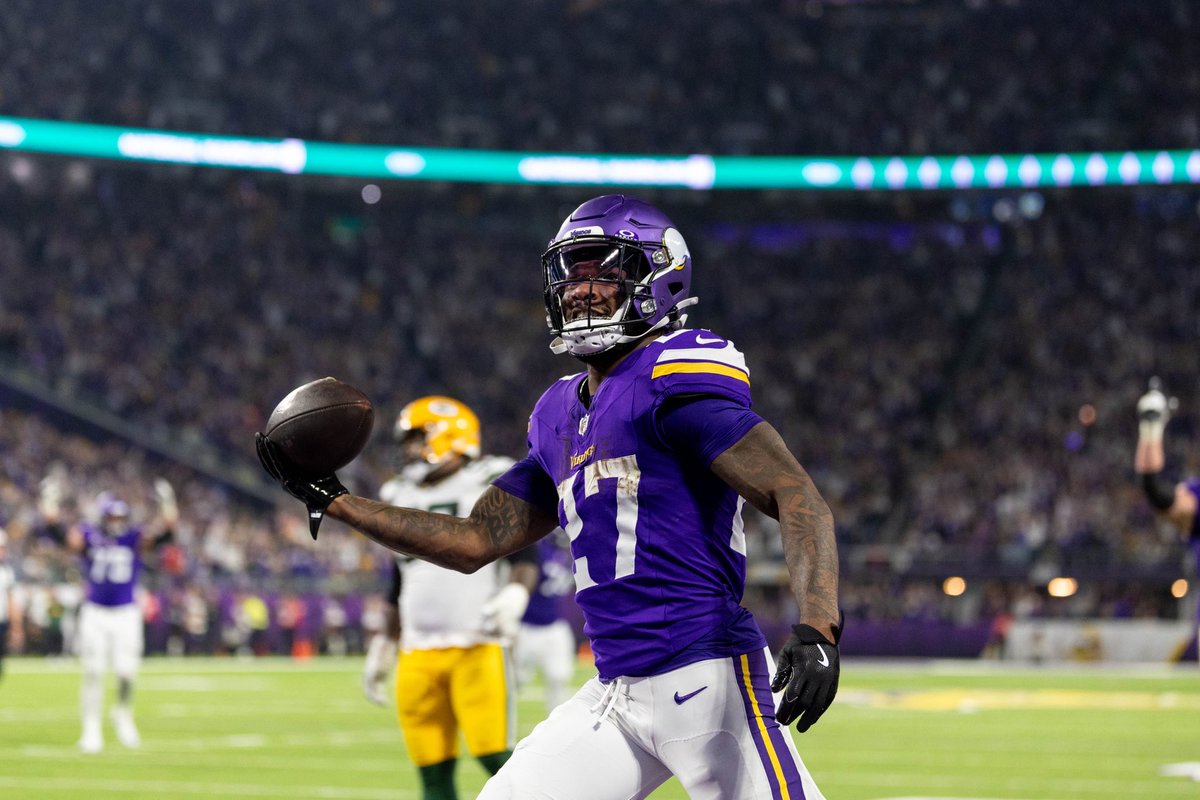 Minnesota Vikings tweet media