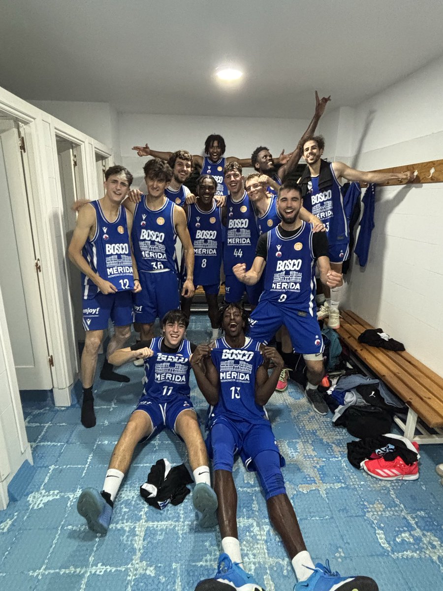 La primera de muchas. Gran estreno en Aljaraque. 72-87. Enhorabuena equipo!!
#protagonistasdelahistoria 
#TerceraFEB
<a href="/ayto_merida/">Ayuntamiento de Mérida</a>