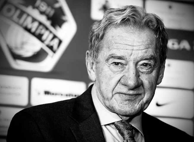 Zahvala, ker sem Vas lahko spoznal in delil nekatere ideje z Vami … počivajte v miru, spoštovani predsednik Milane Mandariću … iskreno sožalje vsem svojcem in prijateljem 🥺

<a href="/nkolimpija/">NK Olimpija Ljubljana</a> in #Slovenija žalujemo🖤