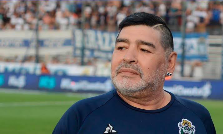 VictorMaroj's tweet photo. El Diego en México / El Diego en Argentina

Ambos leyendas https://t.co/hVGxTLYrrs