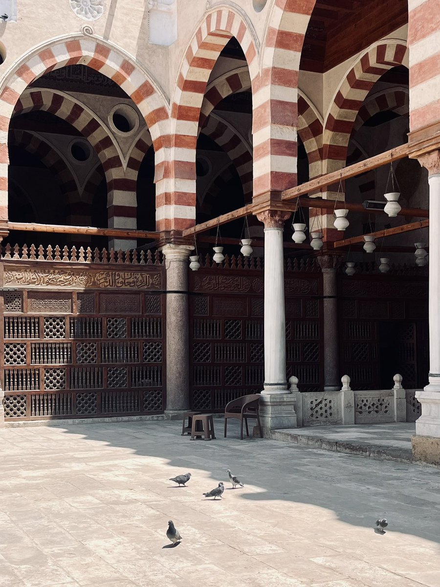اللهم أوسِع لقلوبنا سعةً نلوذُ بها..