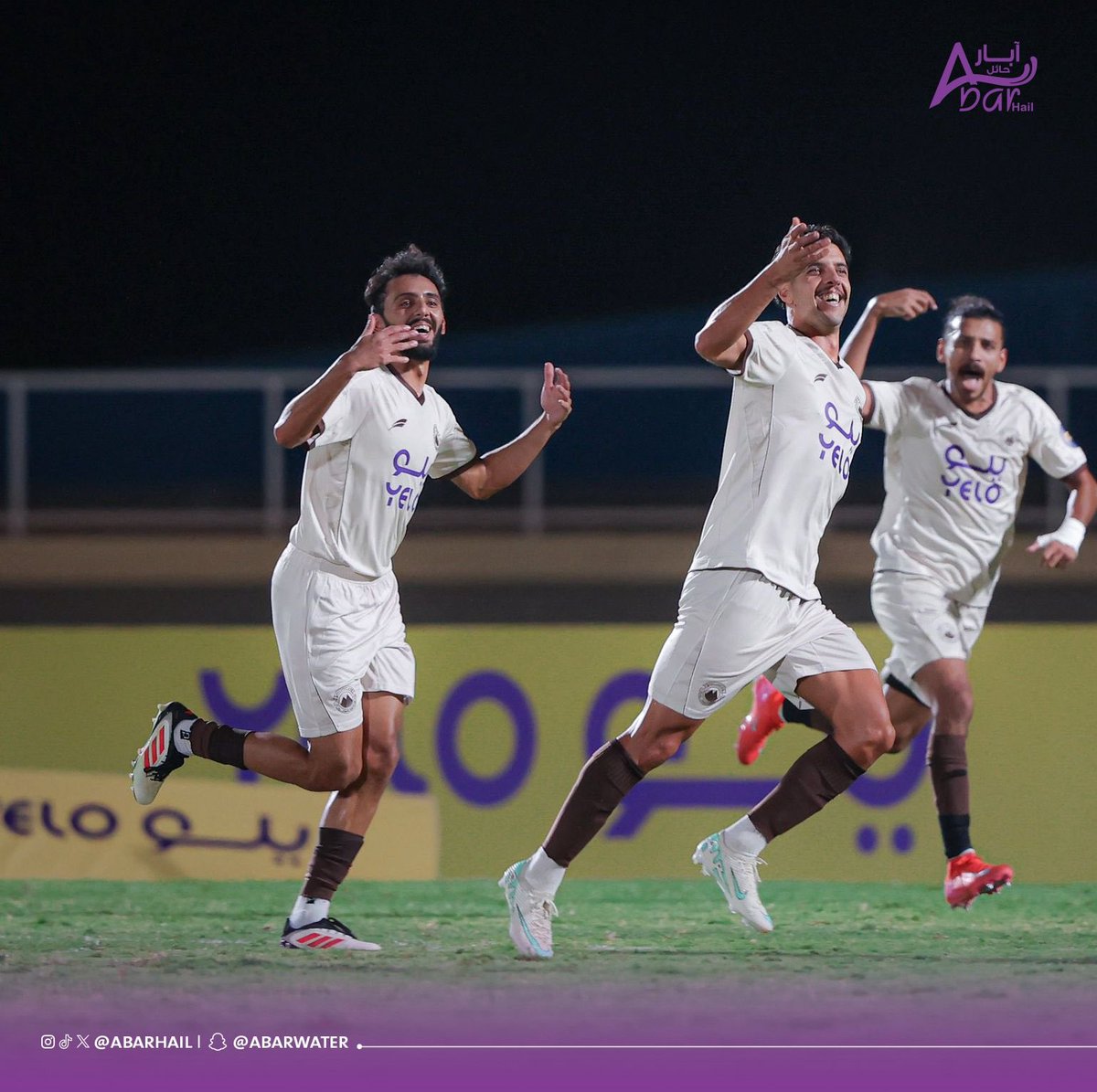 ألف مبروك لـشريكنا نادي #الجبلين 
وجماهيره الفوز +3 🤩👏🏻🤎

#آبار_حائل