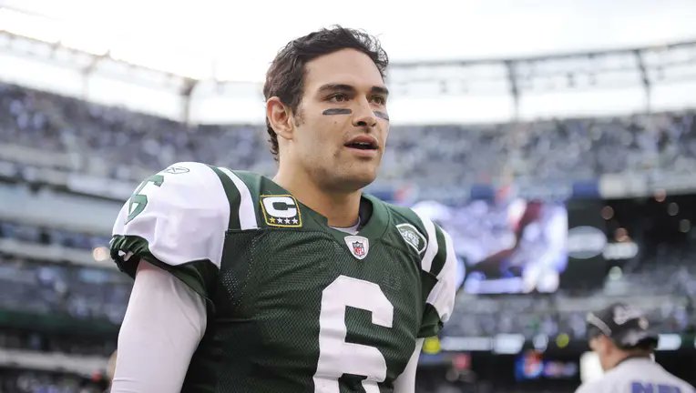 OngoingNowX's tweet image. Mark Sanchez stabbed in Indy! Will this brutal attack spark justice, reforms? Dive into the true crime enigma. #OngoingNow24 #Stabbing #NFL #Safety #Crime ongoingnow24.com/mark-sanchez-s…