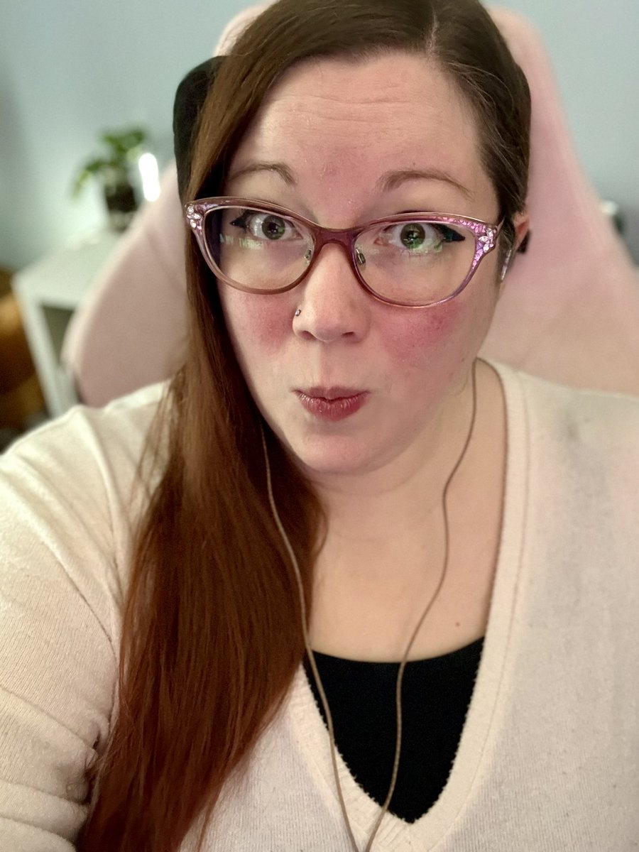 Kara 🏳️‍🌈 tweet media