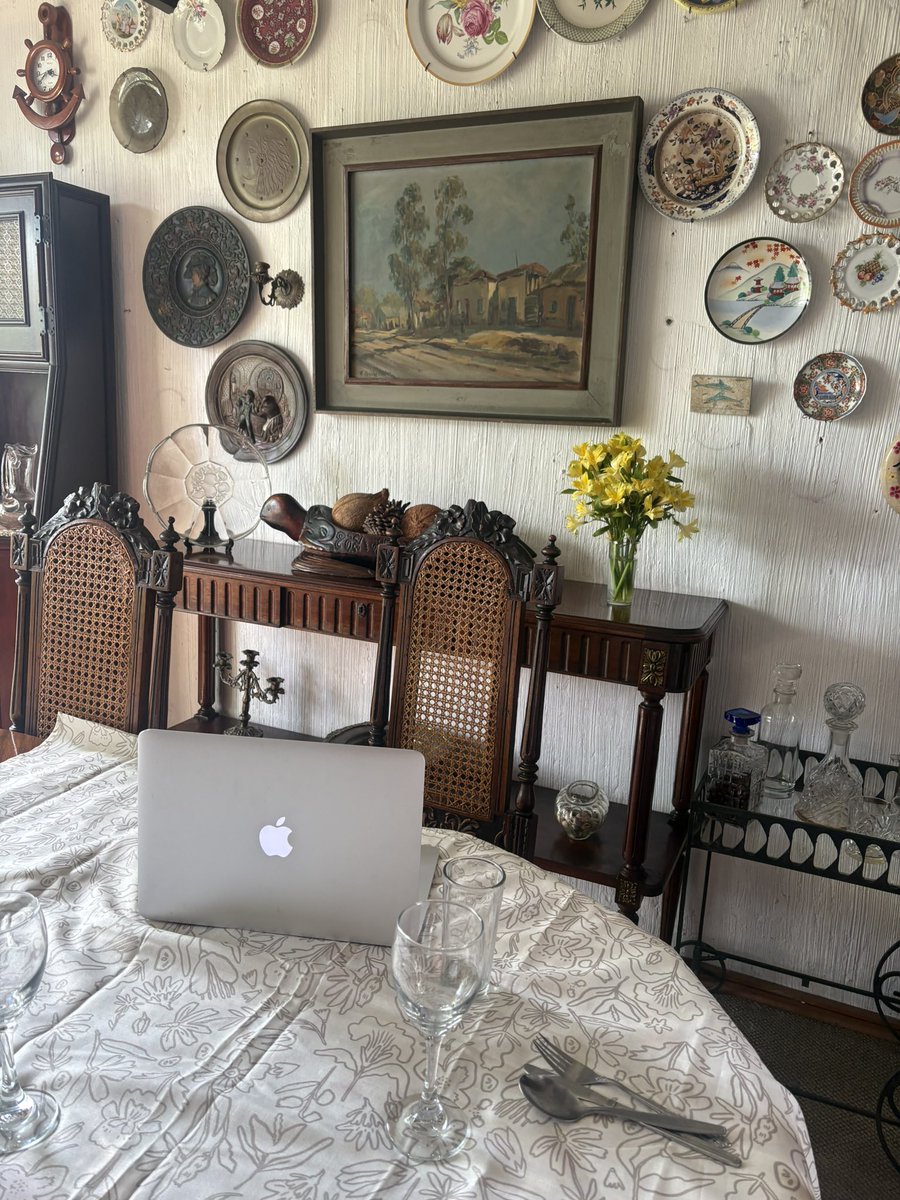 isidorasasia_'s tweet image. Sábado