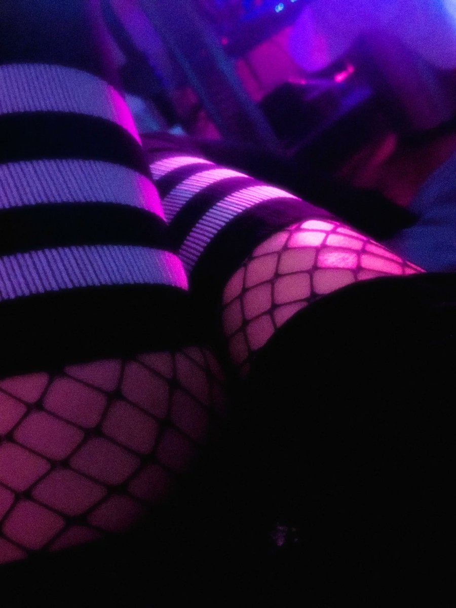 AltaLysian's tweet photo. Heheh grrrr we appreciate these thigh posts <3 look to the end for a happier ending

🎀 

#femboy #fembro #femboyclothing #femboyfashion #fempunk #femboycute #femboislove #femboyfriday #thighhigh #thighhighsocks #lgbtq #femboi https://t.co/mQrog404zc