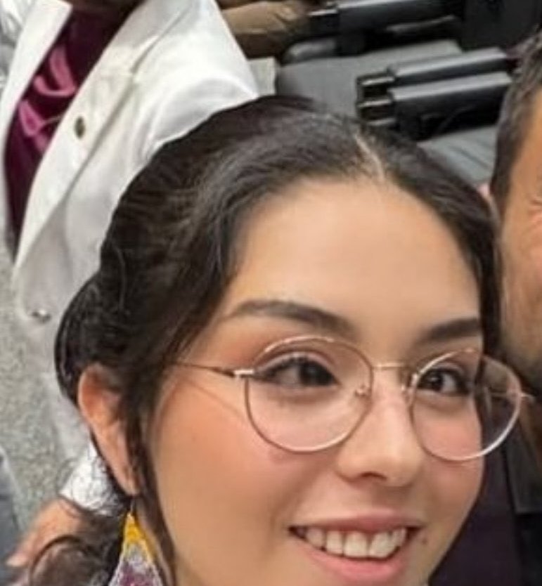 "viendo con cuidado para todos lados con atención porque esos judíos son unos violadores".