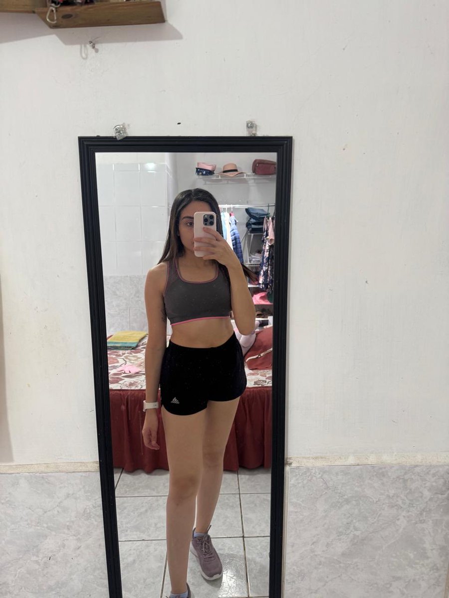 asvir_'s tweet photo. Yo después de conocer al ✨Hada de la nutrición✨🦦🥙🥦 https://t.co/HKlHZIfe7T